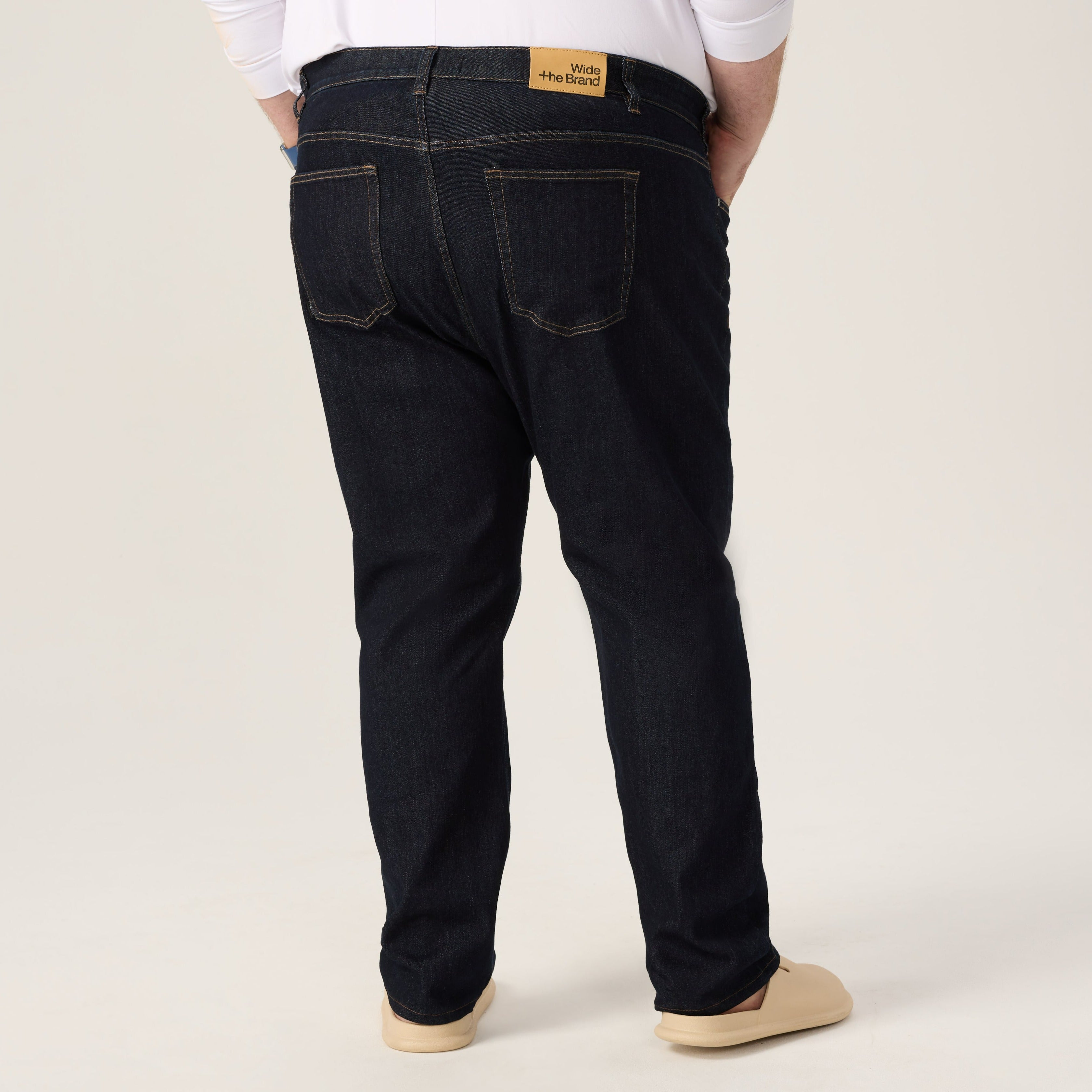 STRAIGHT LEG JEANS ▪ Adrian